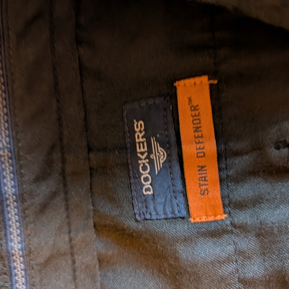 Bundle Men's Stylish dress Pants 6 Pairs Included. - Picture 10 of 14